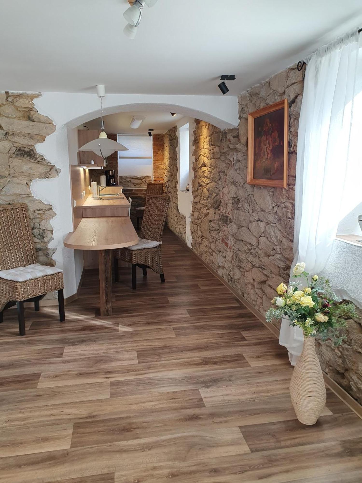 Ferienwohnung Urlaubsbasis Renate 치타우 외부 사진